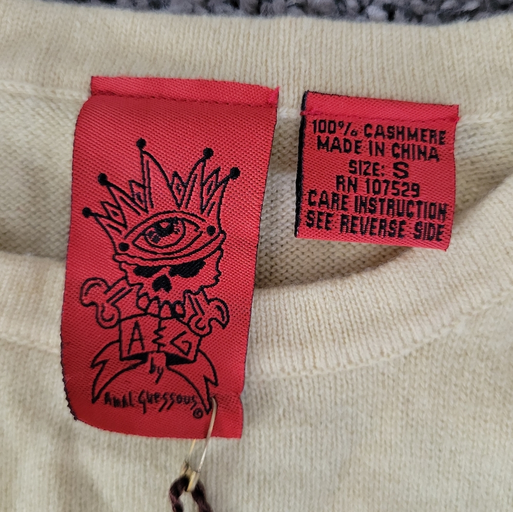 Amal guessous sweater - Picture 3 of 8